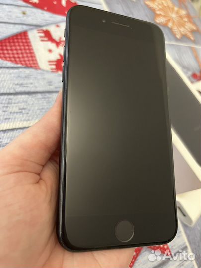 iPhone 7, 32 ГБ