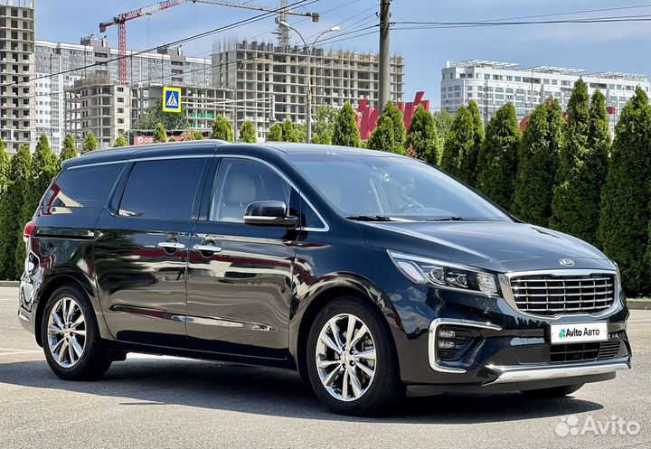 Kia Carnival 2.2 AT, 2018, 65 500 км