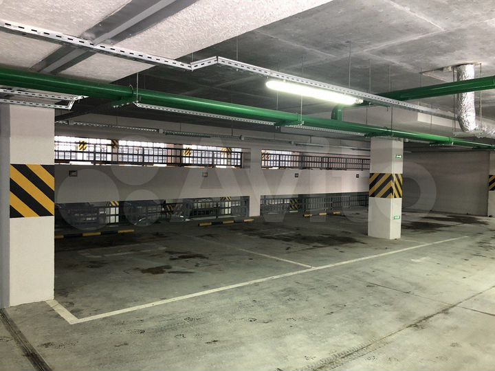 Машиноместо, 24 м²