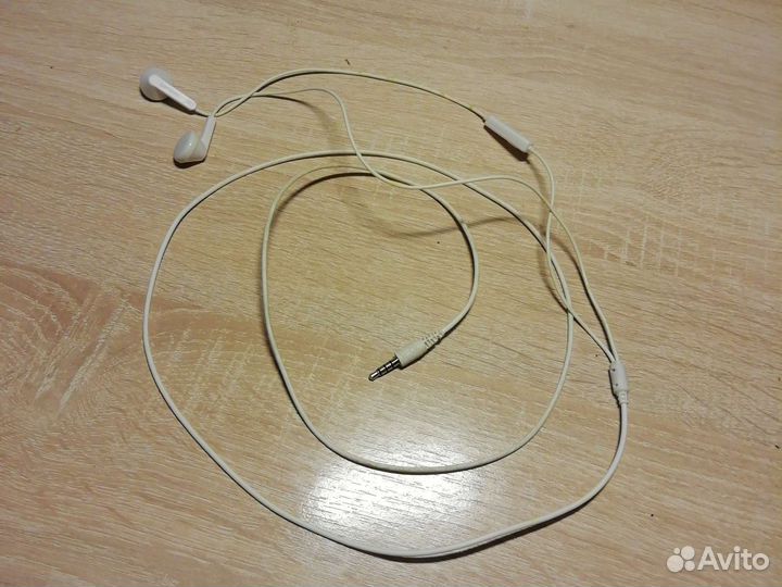 Наушники