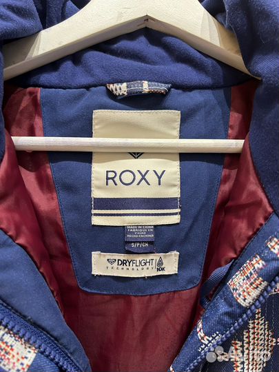 Горнолыжная куртка женская Roxy
