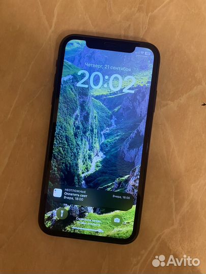 Телефон iPhone xr
