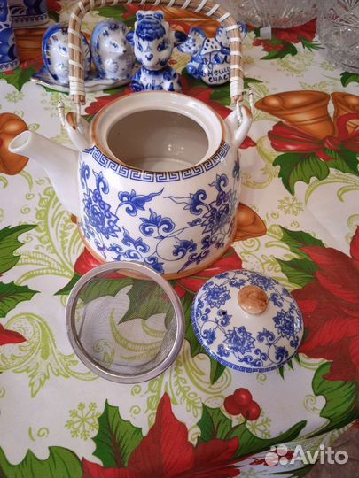 Посуда, Гжель, вазы, чашки, половник