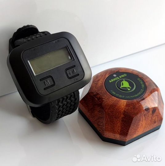 Кнопка вызова официанта Бургер Махагон и часы