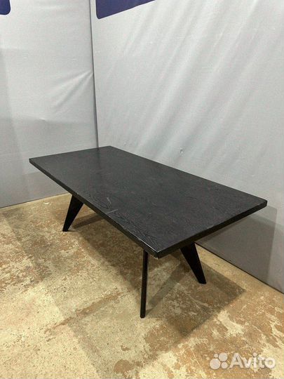 Рабочий стол в офисе