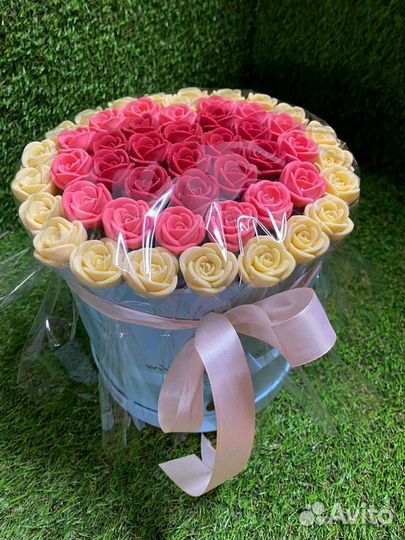 Розы из Белого Шоколада - 51 шт в Коробке