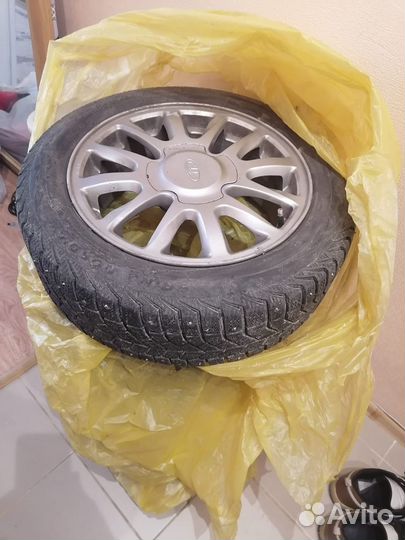 Колёса R15 4х100 185/55/15 зима на шипах Viatti