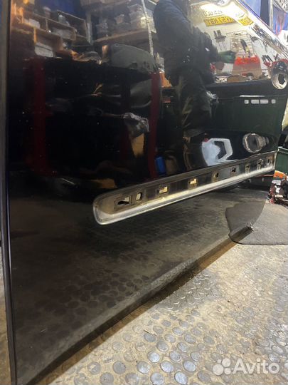 Дверь передняя левая ML W164