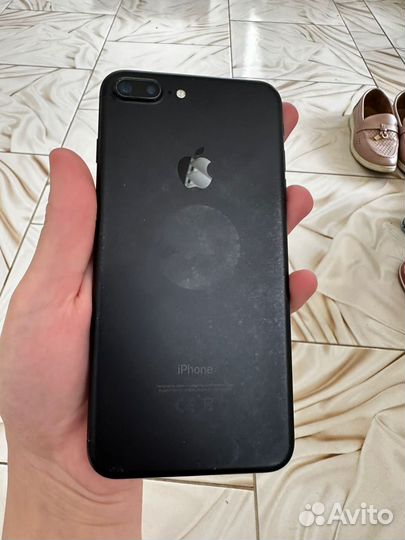 Телефон iPhone 7 plus 32 гб