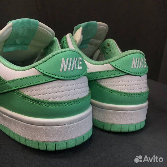 Кроссовки SB Dunk Low