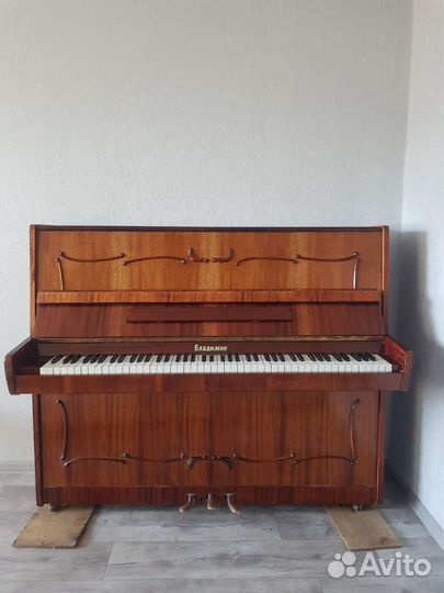 Акустическое пианино бу