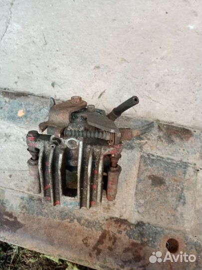 Задний левый суппорт vw golf 4