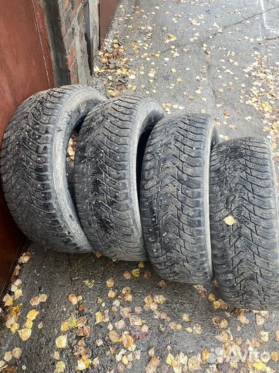 Nokian Tyres Hakkapeliitta 8 SUV 215/65 R16