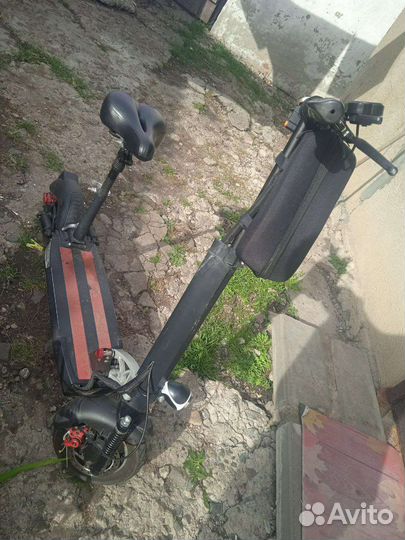 Продам электросамокат