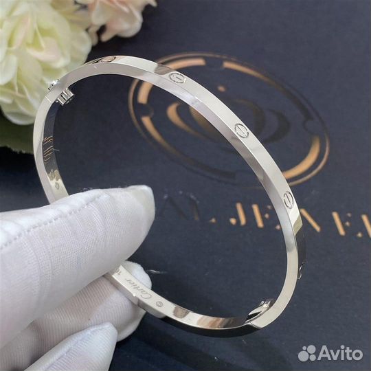 Браслет Cartier Love, белое золото