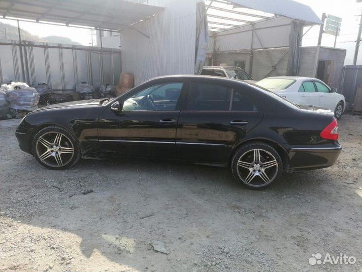 Авто на разбор Mercedes-Benz E-Class W211 272.922