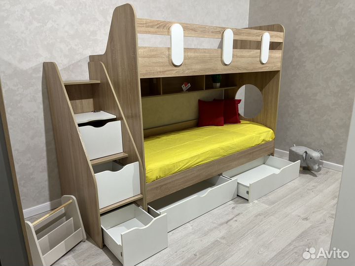 Двухъярусная кровать новая Fortuna 80х180