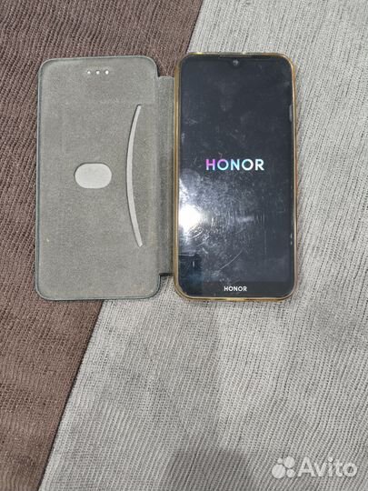 HONOR 8S, 2/32 ГБ