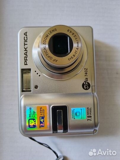 Компактный фотоаппарат praktica 740Z