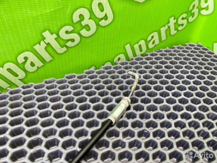 Трос замка двери передний правый Mazda Mpv LW5W