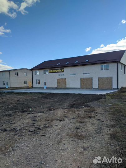 Шиномонтажник