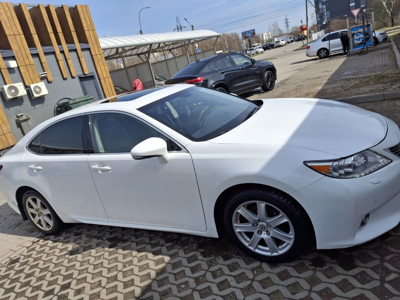 Lexus ES: фото владельца