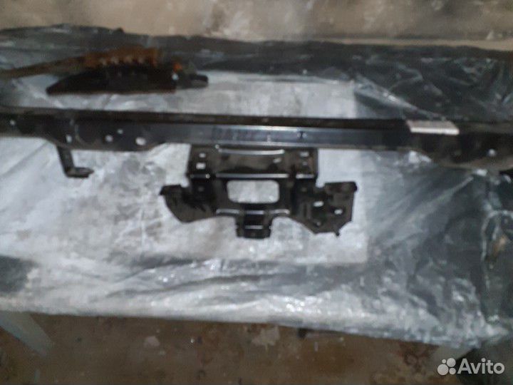 Телевизор планка нисанн тиида