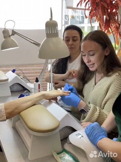 Преподаватель по маникюру/технолог
