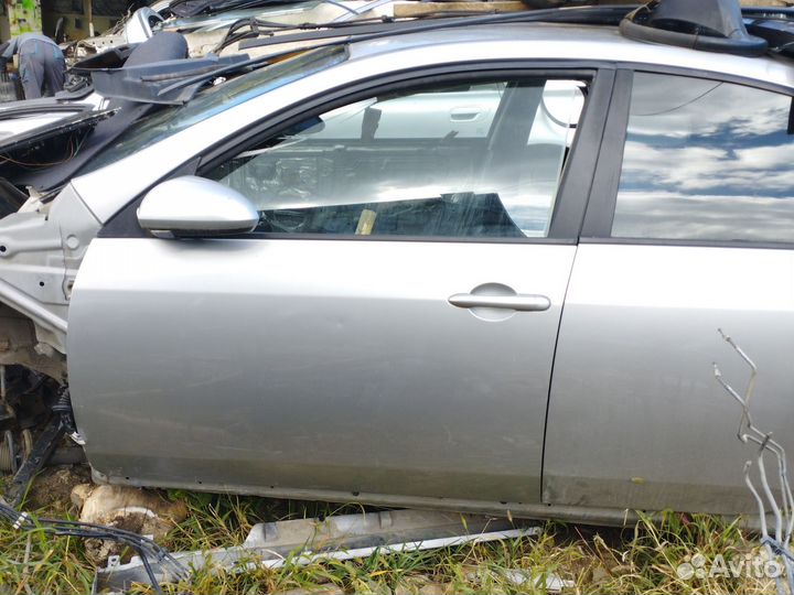 Nissan primera p12 замок