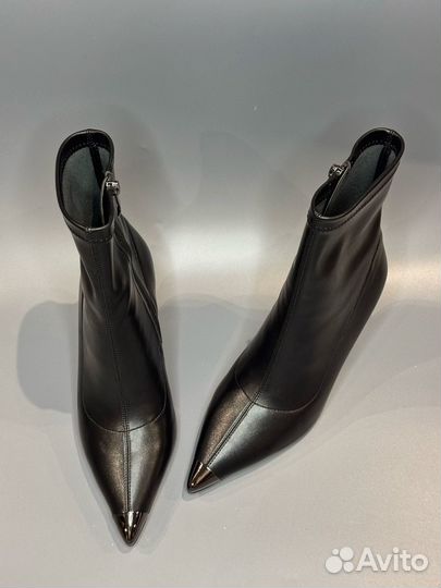 Ботильоны с металическом носом