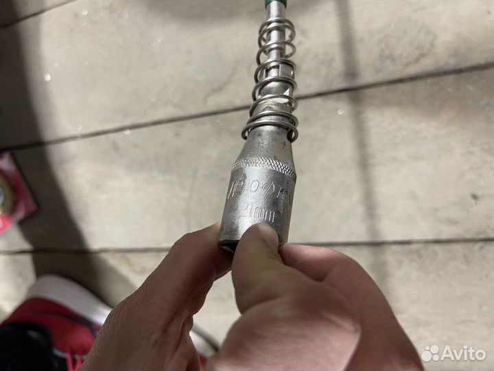 Свечной ключ 21