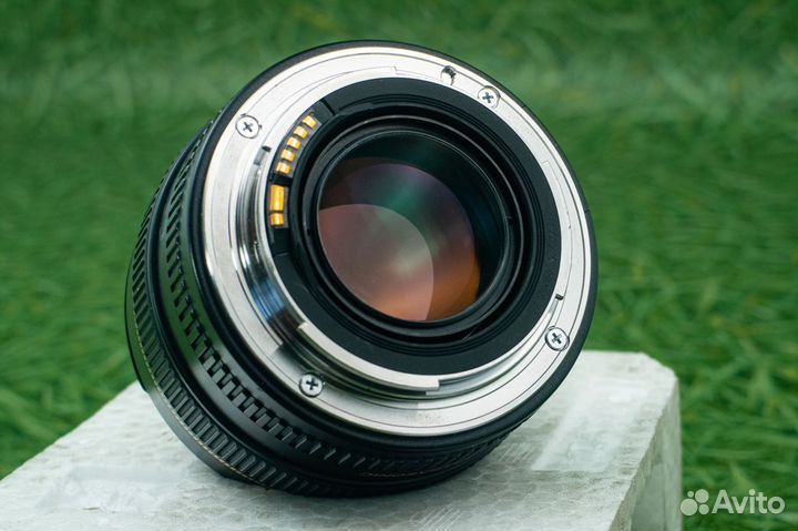 Canon EF 50mm f/1.4 USM с блендой продажа/обмен