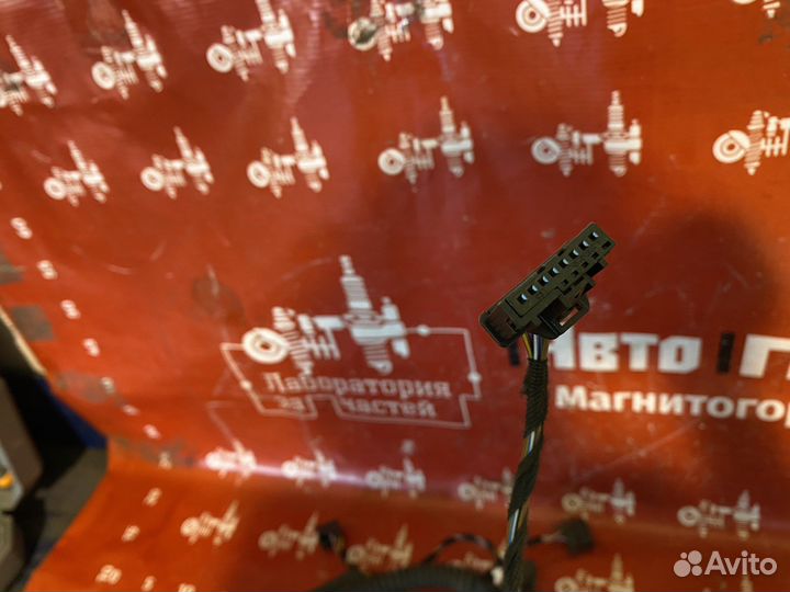 Volkswagen Polo Проводка двери задняя