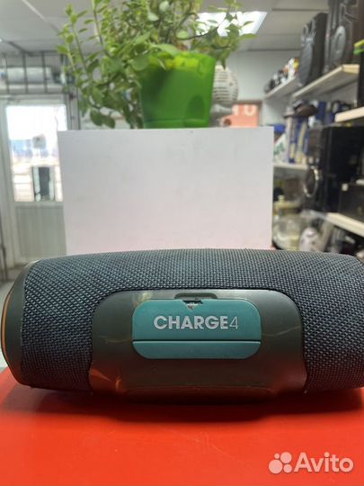 Колонка JBL charge 4