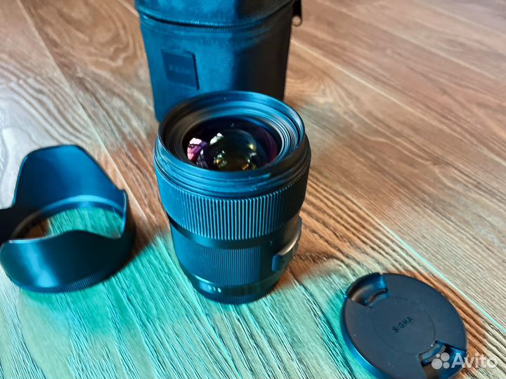 Объектив Sigma AF 35mm f/1.4 DG HSM ART Canon EF