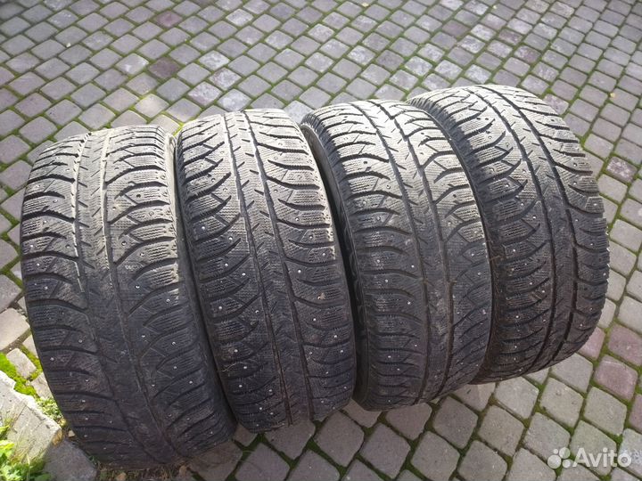 Bridgestone Ice Cruiser 5000 235/55 R18 106M