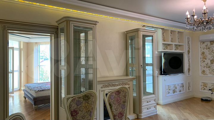 3-к. квартира, 81 м², 13/22 эт.