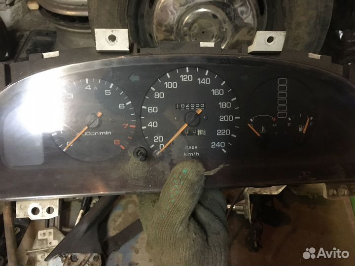 Приборная панель мазда 626