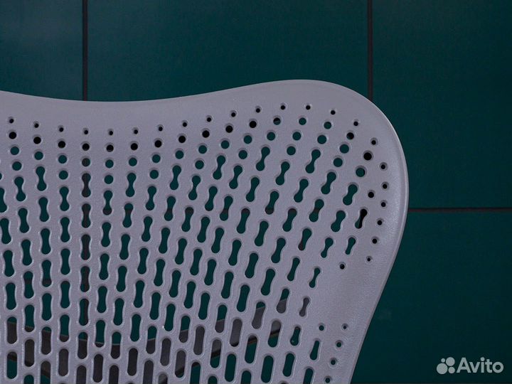 Компьютерное кресло Mirra 2 Herman Miller Германия