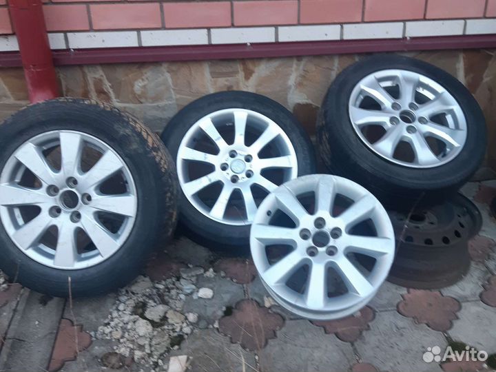 Колеса на таету