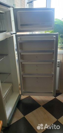 Холодильник