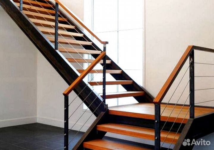 Металлическая лестница дизайн 5519