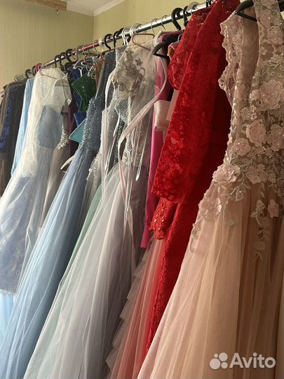 Вечерние платья на выпускной/бал