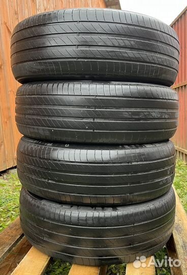 Michelin Primacy 4 215/65 R17