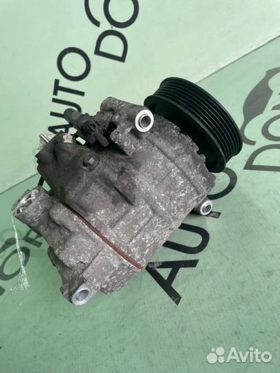 Компрессор кондиционера Volkswagen Touareg 7L