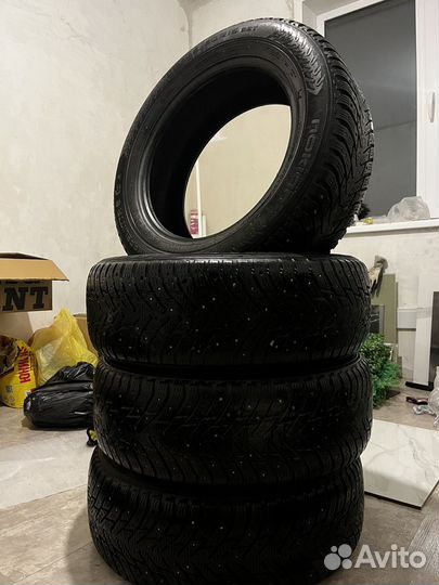Nokian Tyres Hakkapeliitta 8 205/60 R16 150Y