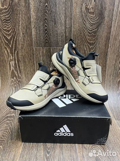 Кроссовки adidas gore termo 41 45