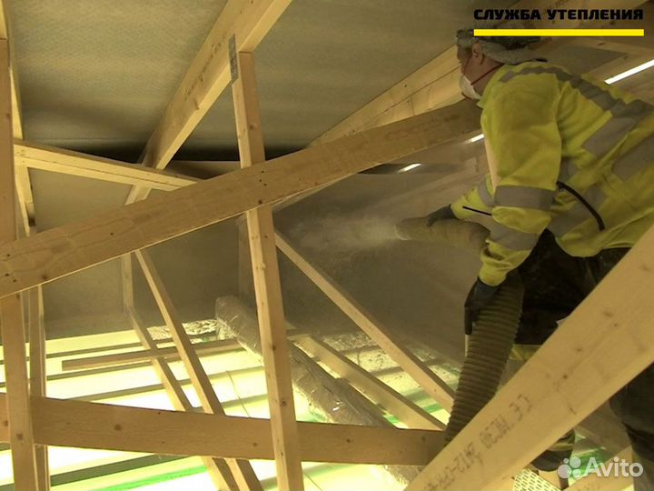 Монолитный утеплитель для потолков эковата