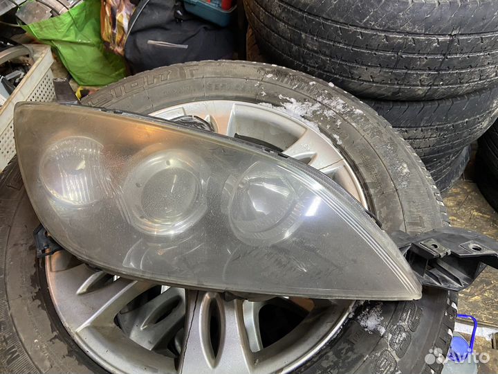Фара правая mazda 3 bk