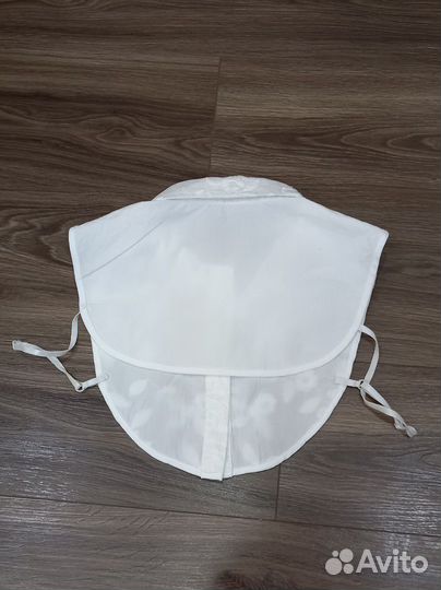 Воротник съемный белый